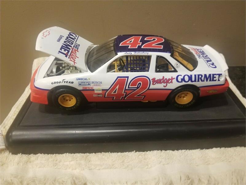 NASCAR Diecast Ertl Andy Hillenburg 1/18 Scale Budget Gormet Race Car